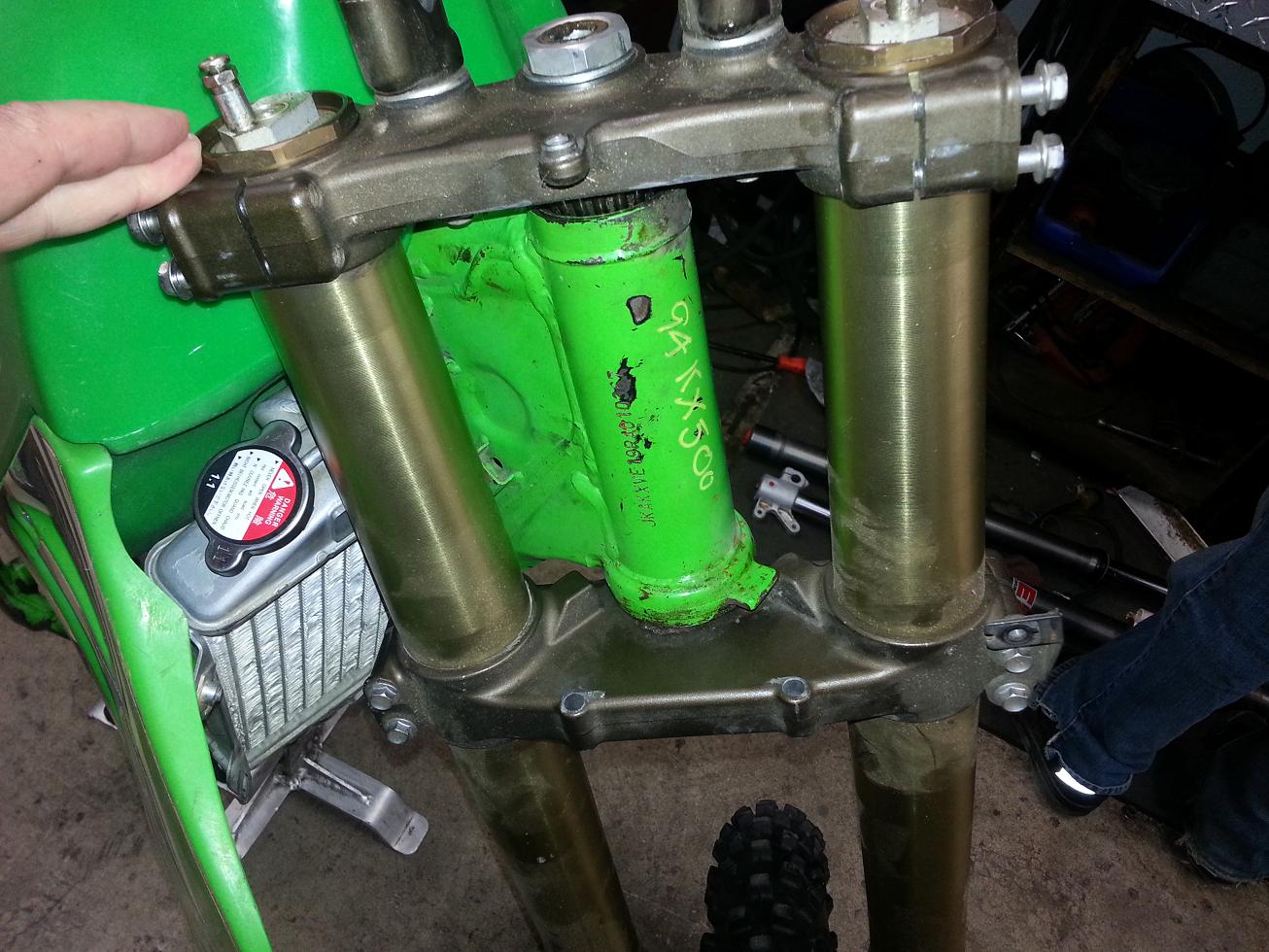 KX250F 2007 FORKS ON A 94 KX500 FRAME 3.JPG