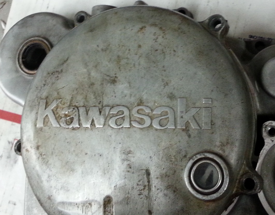 89 kx250 clutch cover on a kx500 inner clutch cover 2.jpg