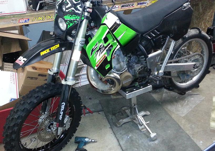 kx500 fat sand tire.JPG