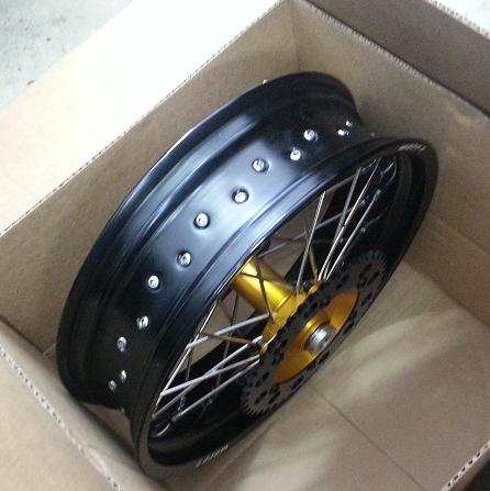 KX500 SUPERMOTO WARP 9 REAR WHEEL -2.JPG