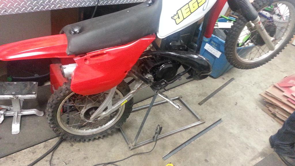 SHOP MASCOT BIKE 3.JPG