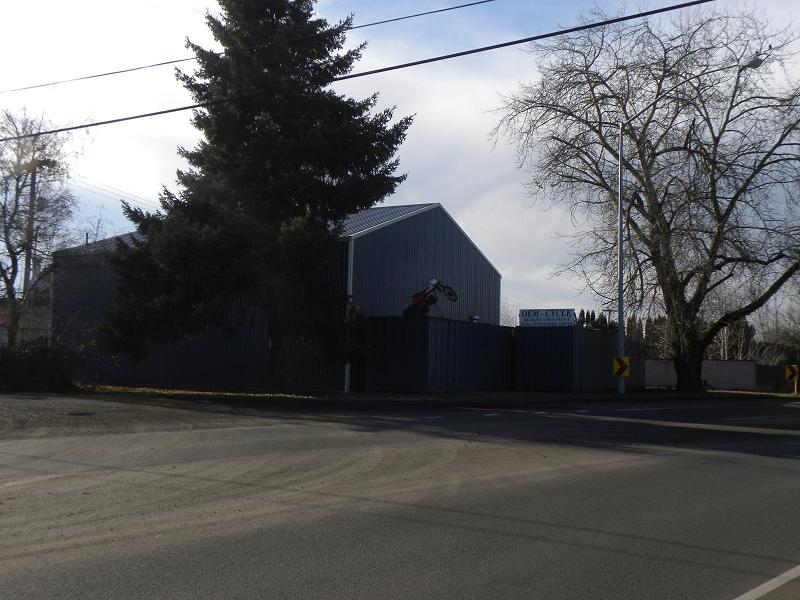 SHOP MASCOT BIKE 9-9.JPG