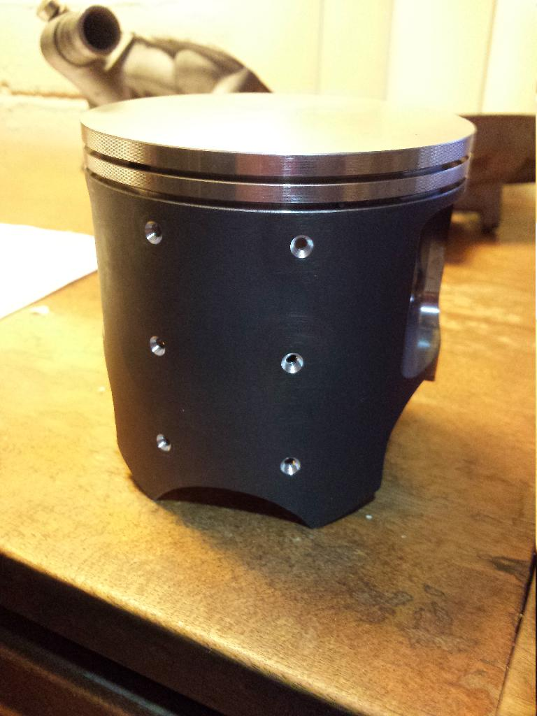 Motorrads timed piston window mods and exhaust port lubrication 1.png