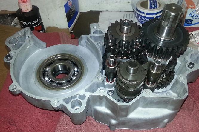 2000 KX500 BOTTOM END ASSEMBLY 2.JPG