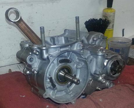 2000 KX500 BOTTOM END ASSEMBLY 6.JPG