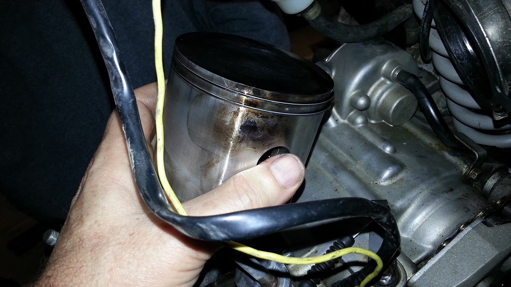 5-19-14 kx500 top end rebuild 3.jpg