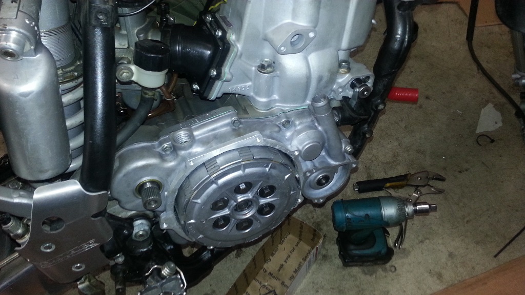 5-19-14 kx500 top end rebuild 9-2.jpg