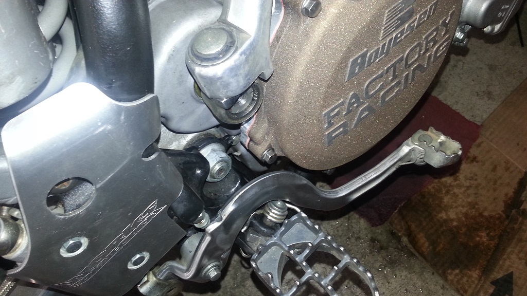 5-19-14 kx500 top end rebuild 9-5.jpg