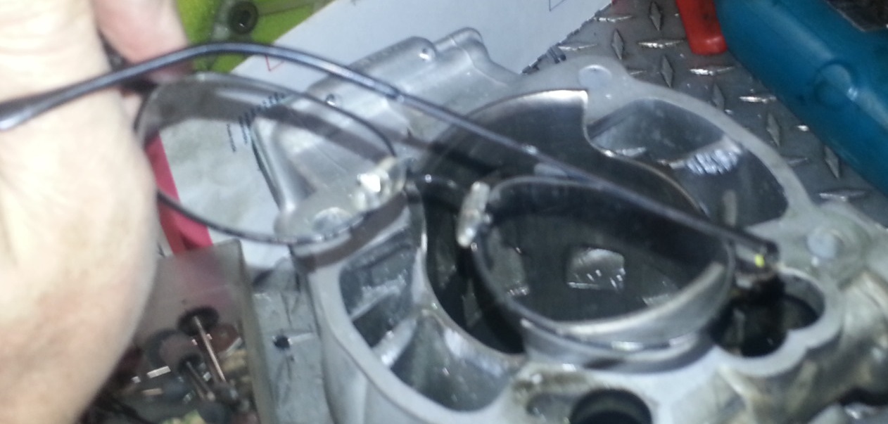 kx500 2001 cylinder clean up 5.jpg