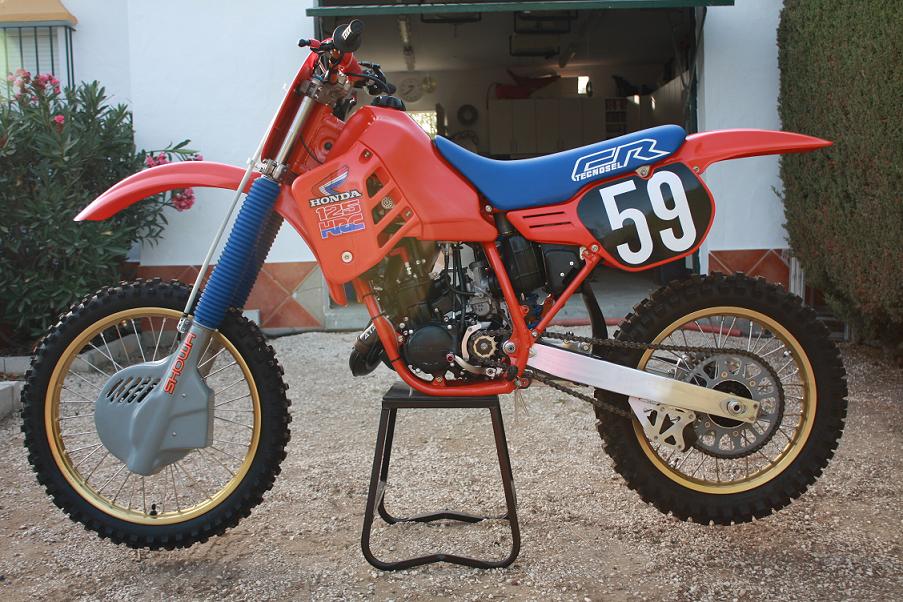 86 CR125 2.JPG