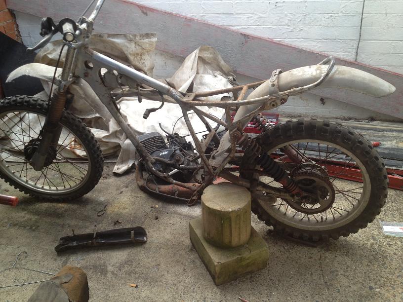 Nicholas 74 CR125 Honda restoration from Australia 4.JPG