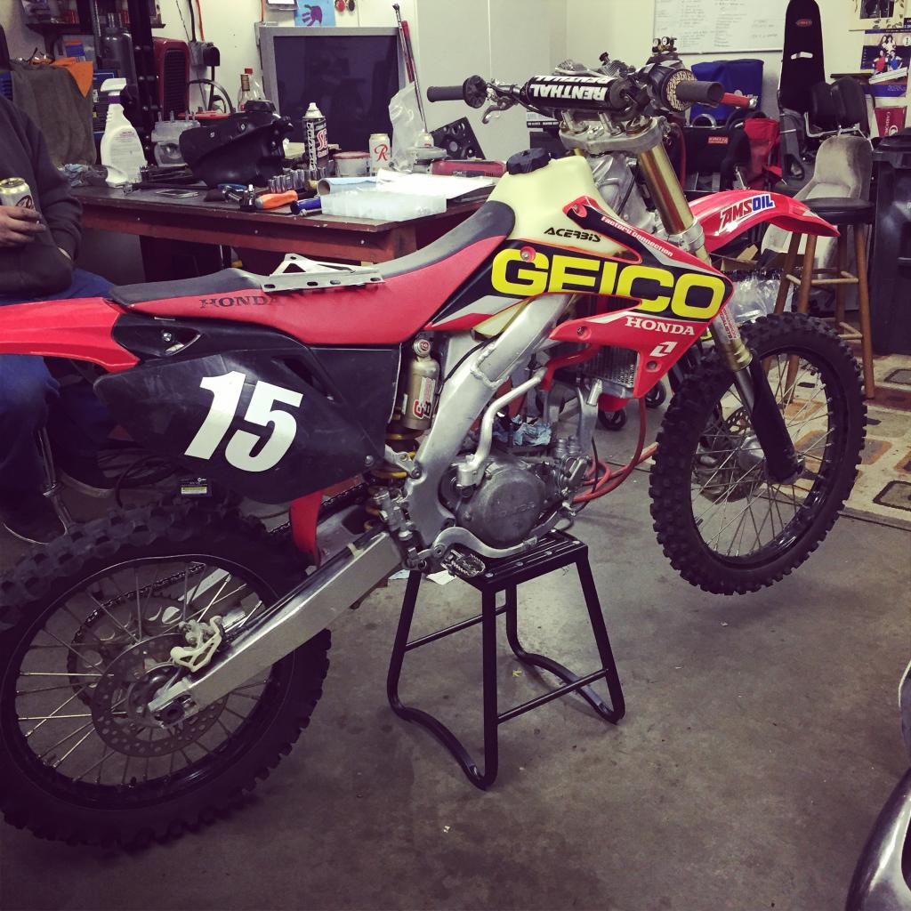 oem-cycle.com Fastonthetracks CR500AF - 04 CRF250R 117.jpg
