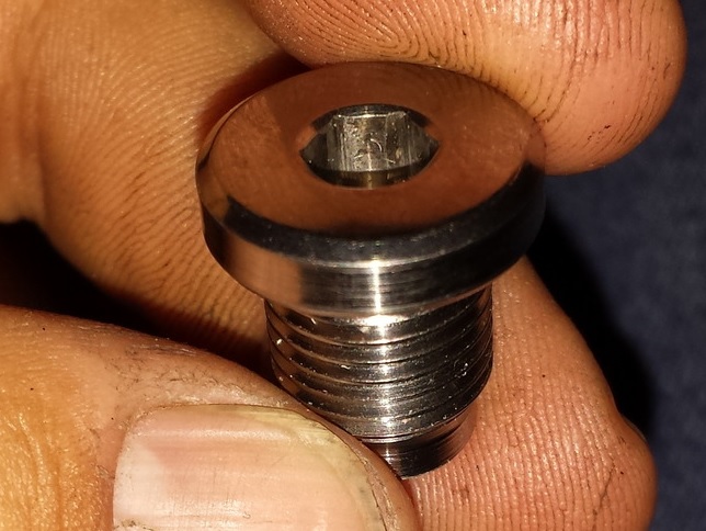 titanium kips bolt.jpg