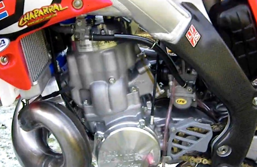 2009 CR500AF LEFT VIEW ENGINE.jpg