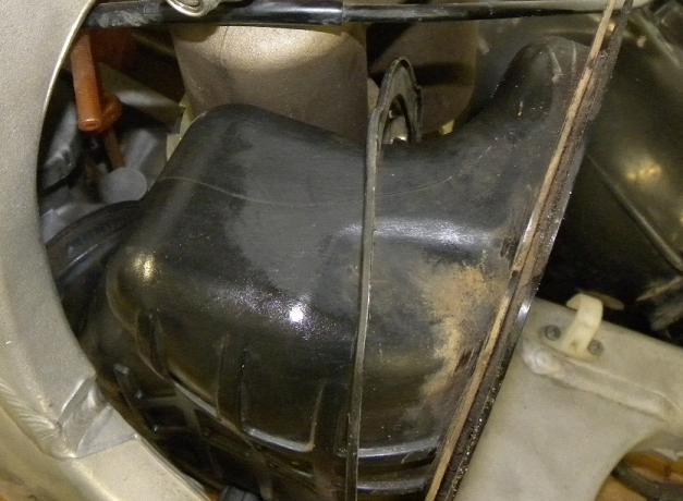 KZ3R - FITS 98-99 CR250 17253-KZ3-J00