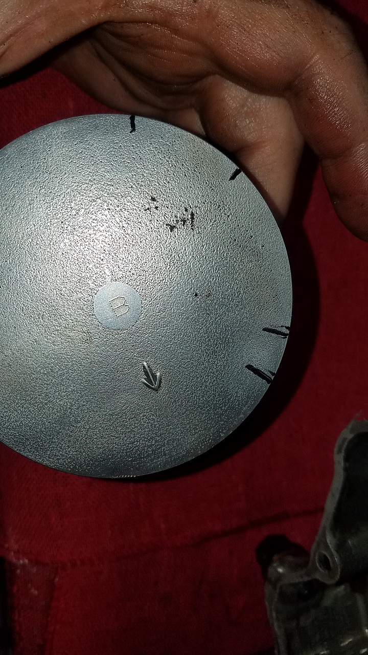 KX GURU RACING HOW TO ACCURATELY MARK YOUR PISTON OILING HOLE LOCATIONS 105.jpg