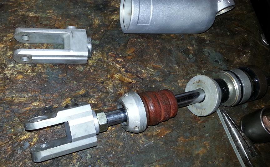 KX500 WITH A KX450F REAR SHOCK 107.JPG