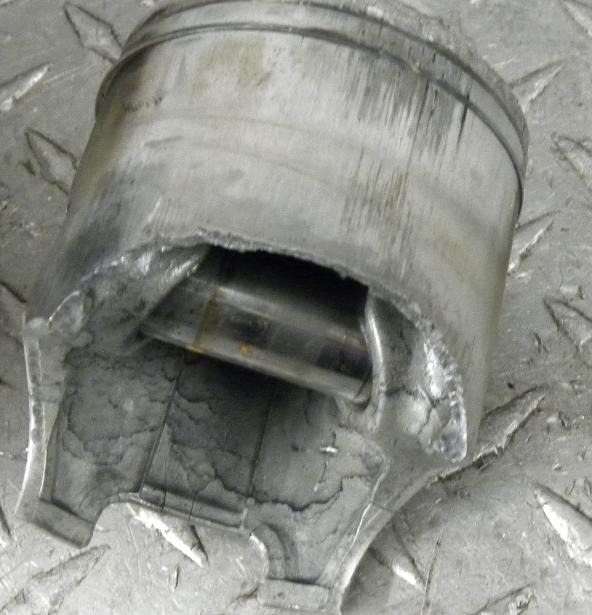 91 YZ250 Piston.JPG