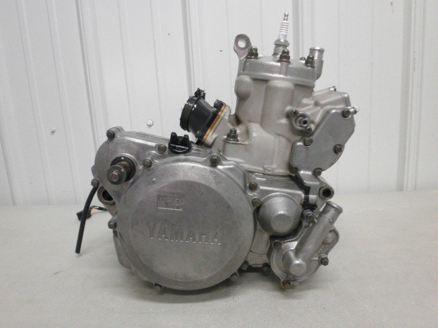 99 yz250 engine pics -1.JPG